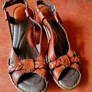 Born brand Ladies leather sandals, size 9